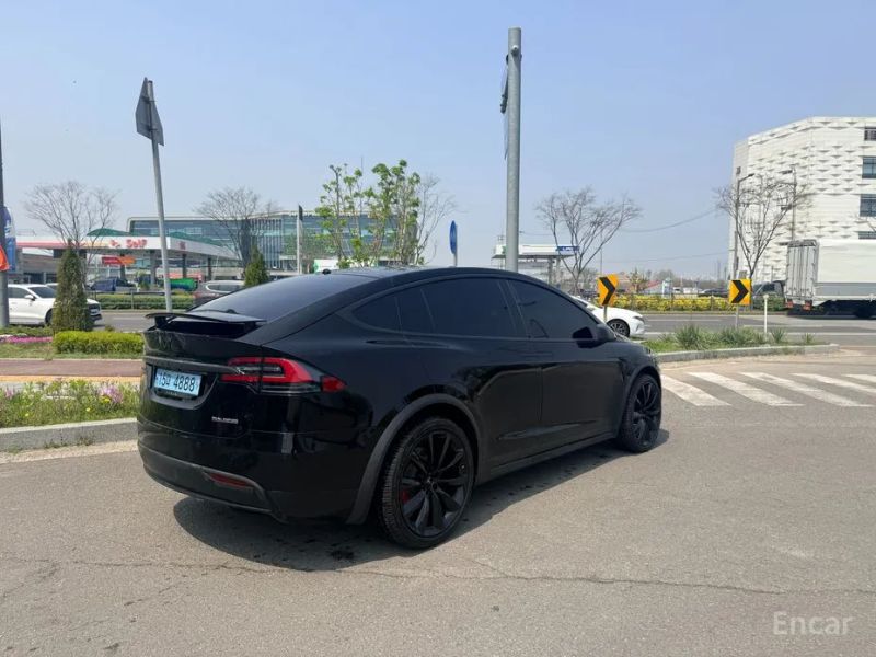 Tesla model-x