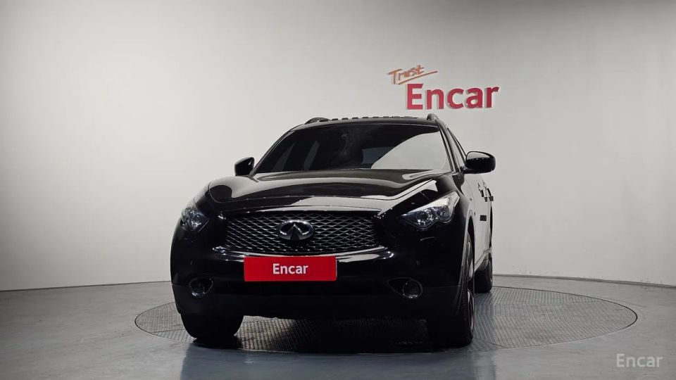 Infiniti QX70