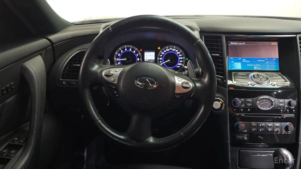Infiniti QX70