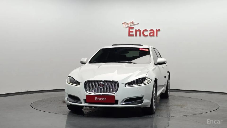 Jaguar xf