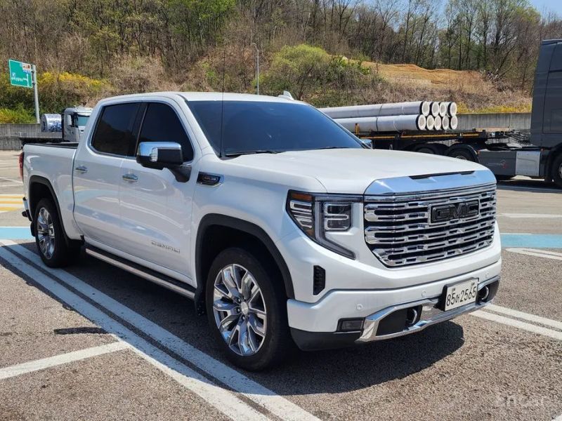 GMC Sierra