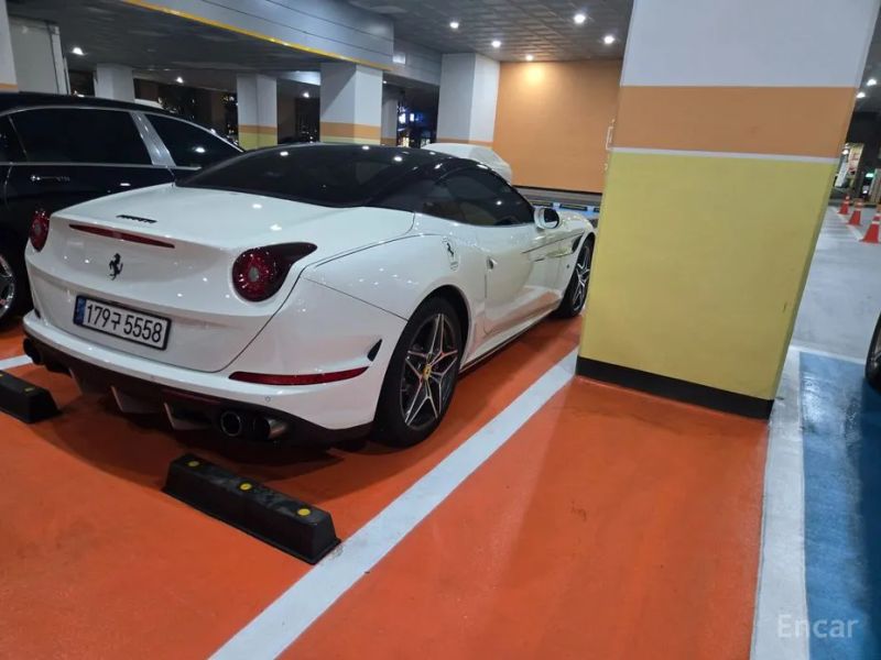 Ferrari California