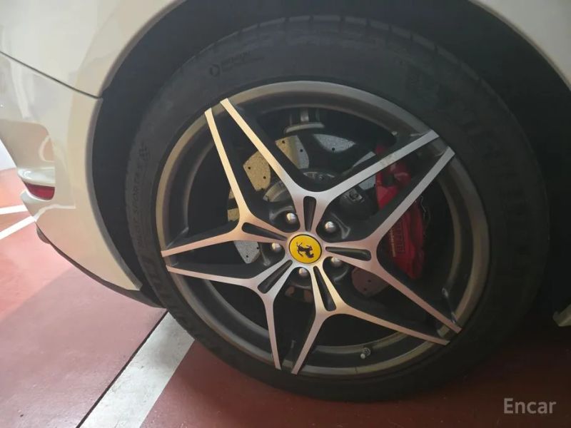 Ferrari California