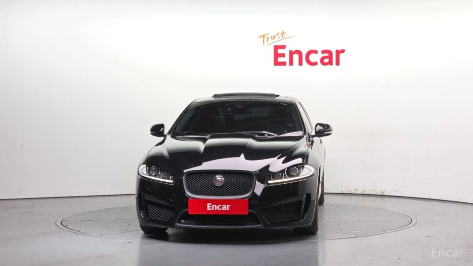 Jaguar xf