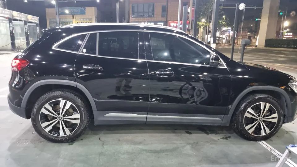Mercedes-Benz GLA-Class