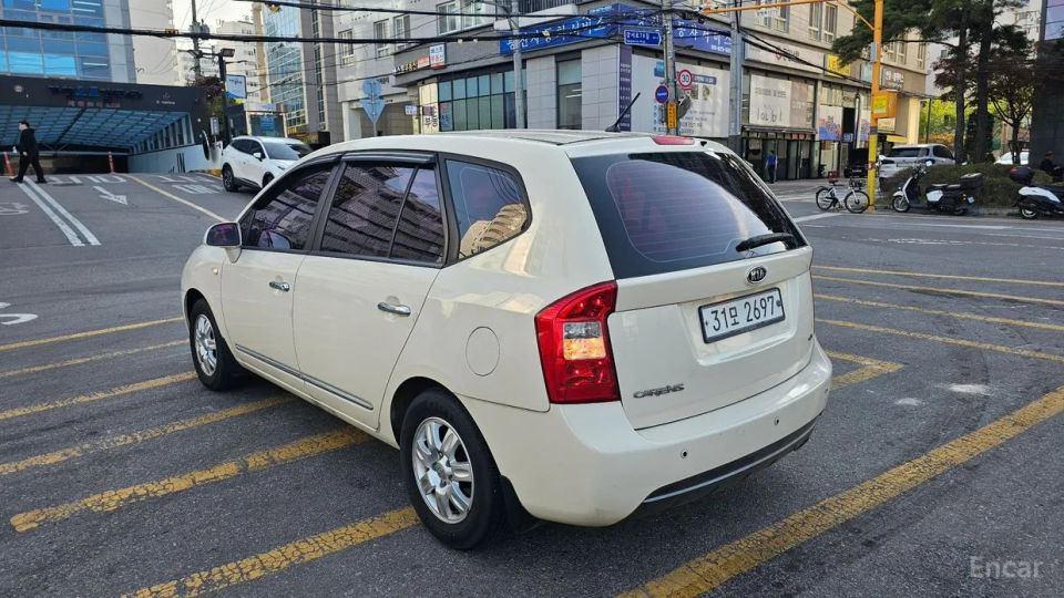 Kia Carens