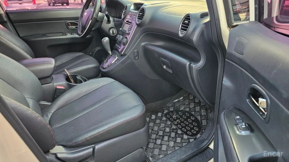Kia Carens