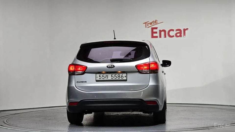 Kia Carens