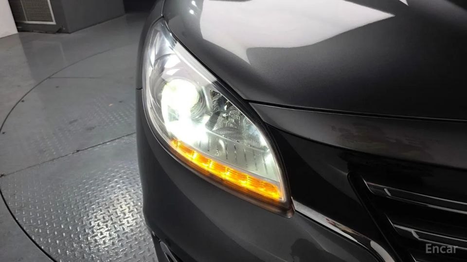 Renault-KoreaSamsung SM7