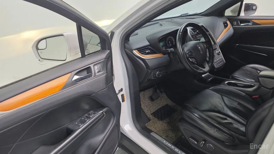 Lincoln MKC