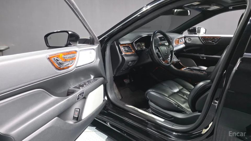 Lincoln Continental
