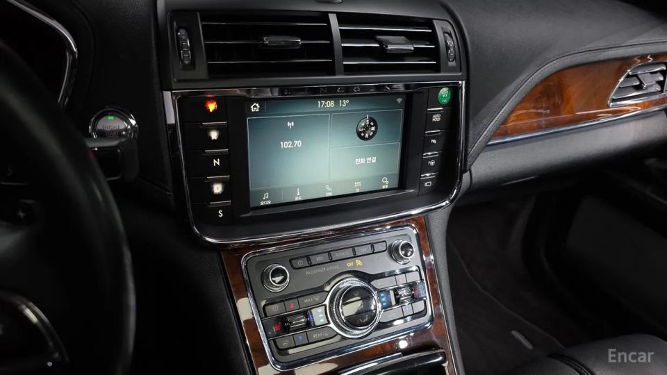Lincoln Continental
