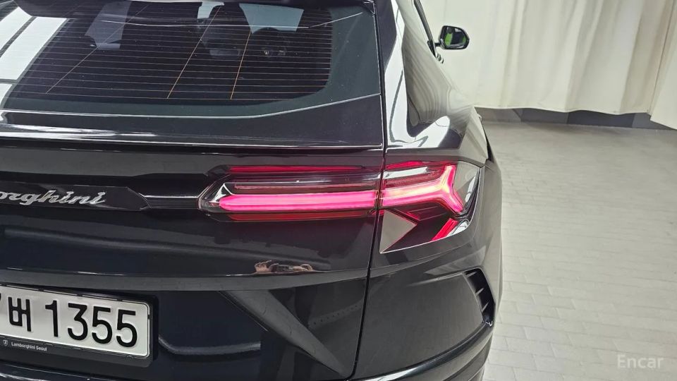 Lamborghini urus