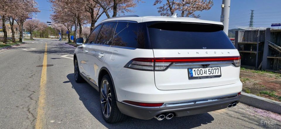Lincoln Aviator