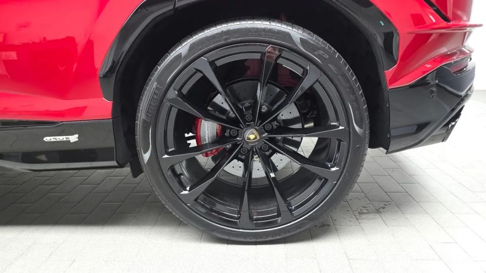 Lamborghini urus