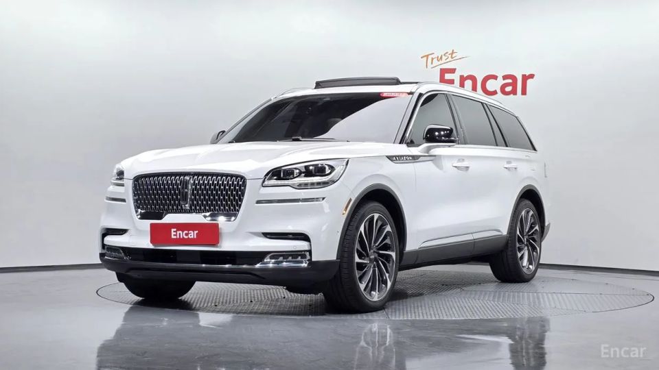 Lincoln Aviator