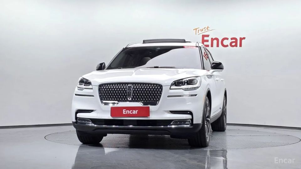 Lincoln Aviator