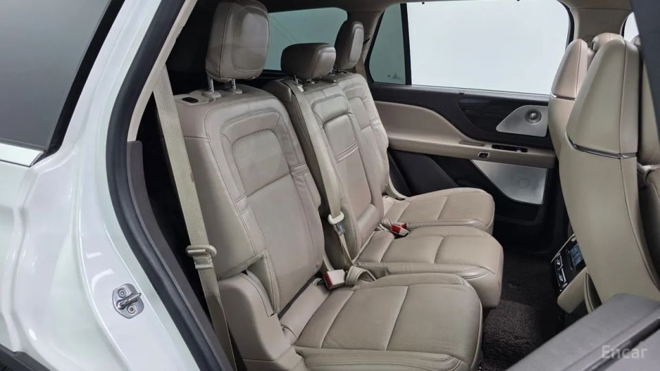 Lincoln Aviator