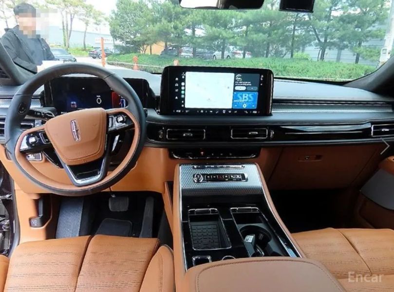 Lincoln Aviator