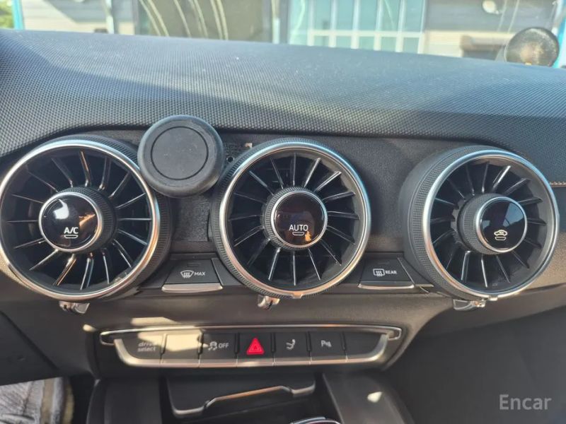 Audi TTS