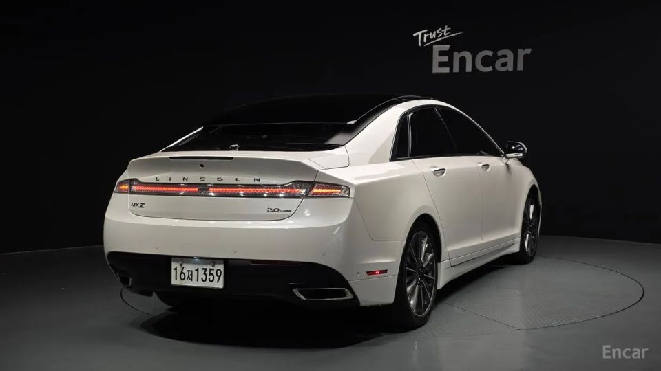 Lincoln MKZ