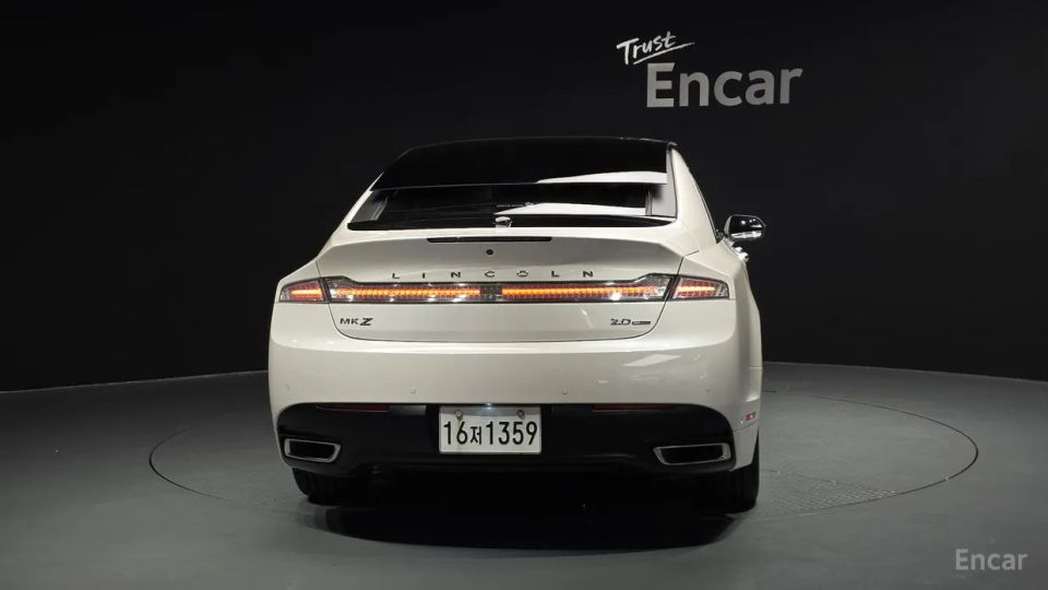 Lincoln MKZ