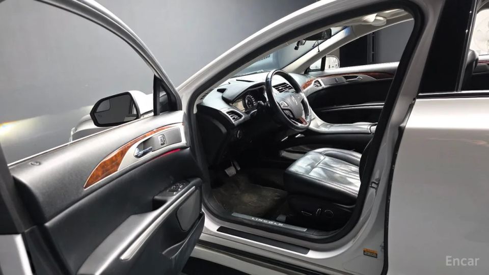 Lincoln MKZ