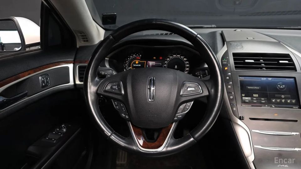 Lincoln MKZ