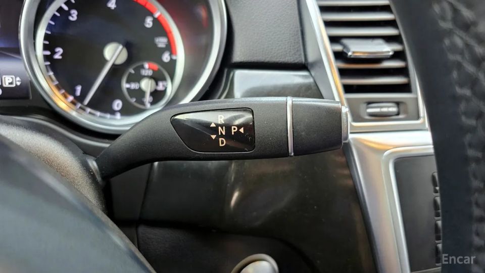 Mercedes-Benz M-class
