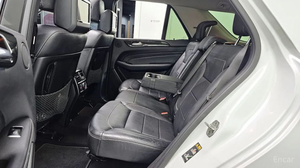 Mercedes-Benz M-class