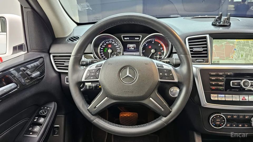 Mercedes-Benz M-class