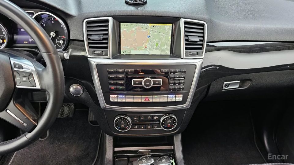 Mercedes-Benz M-class