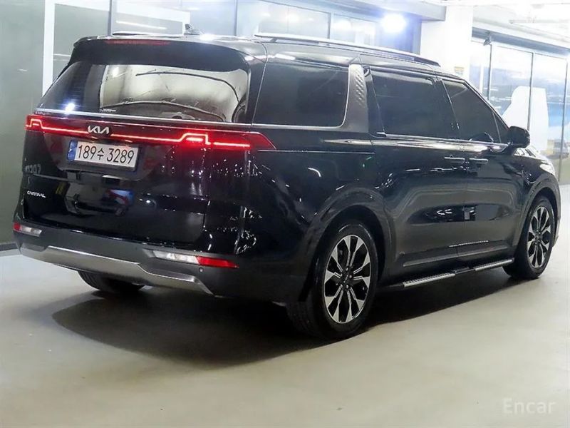 Kia Canival