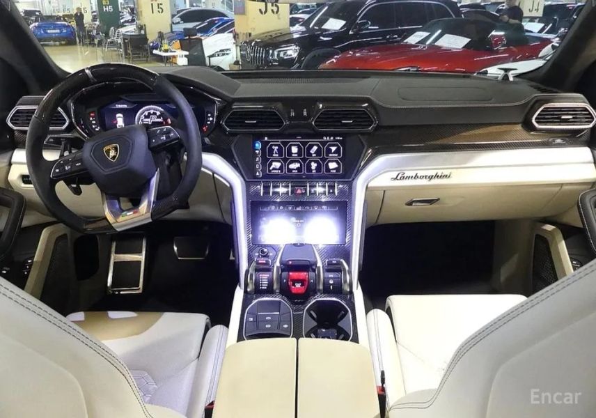 Lamborghini urus
