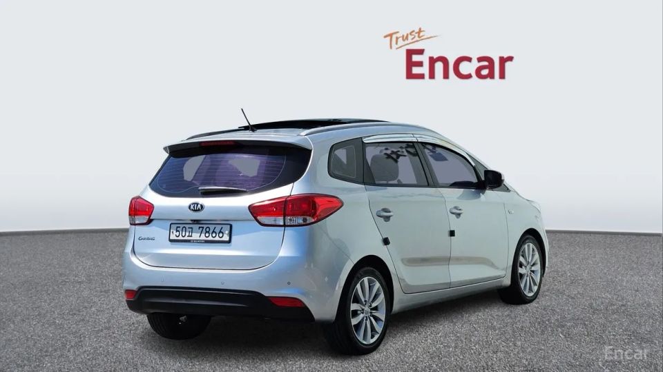 Kia Carens