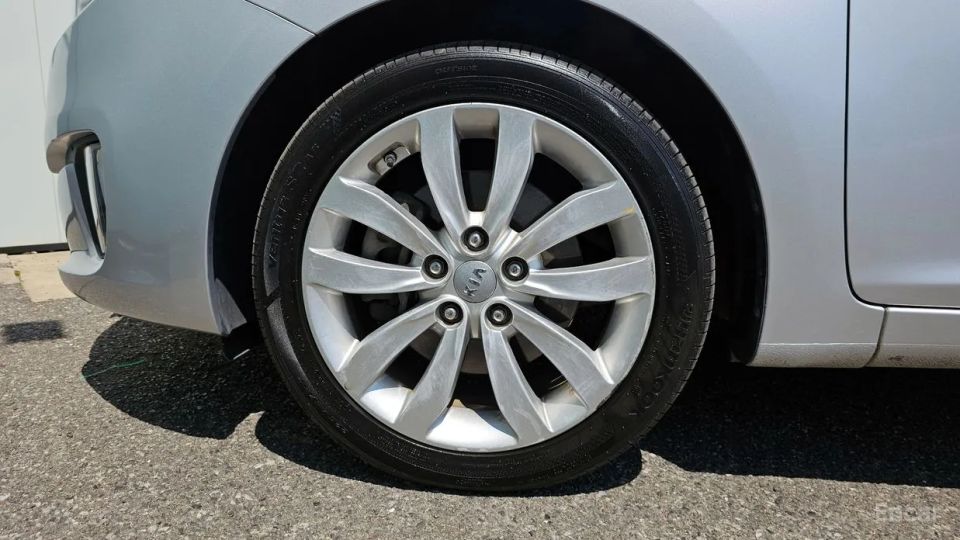 Kia Carens
