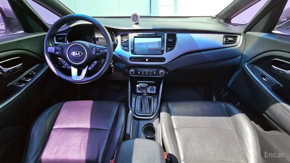 Kia Carens