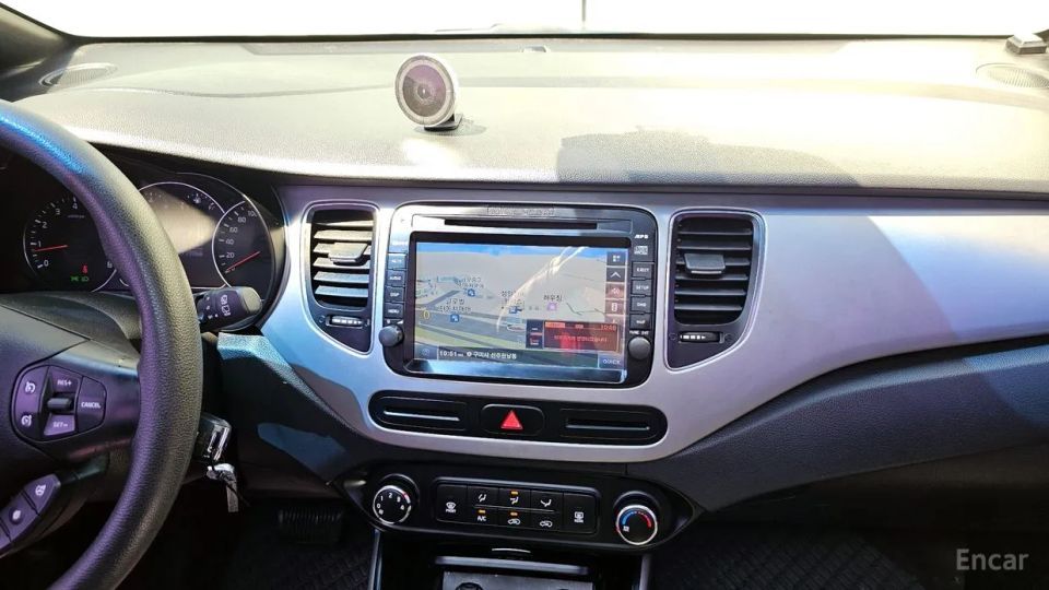 Kia Carens