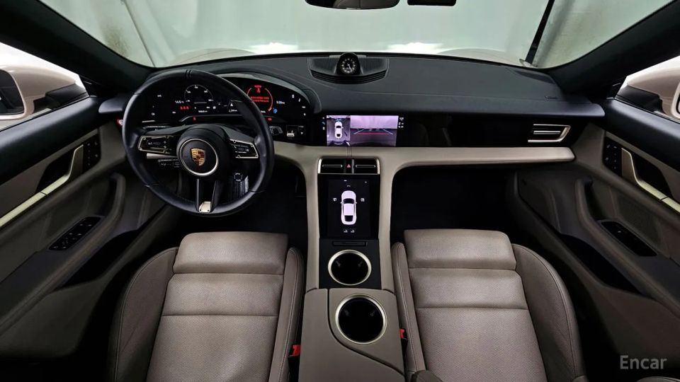 Porsche Taycan