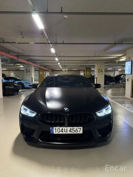 BMW M8