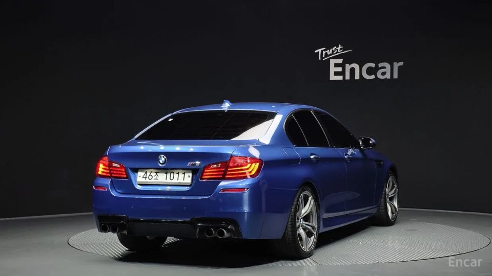 BMW M5