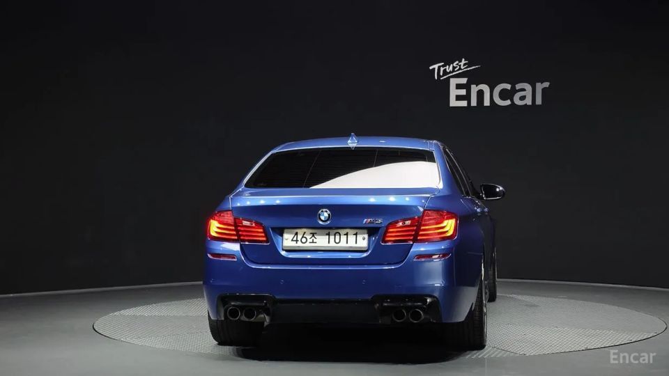 BMW M5