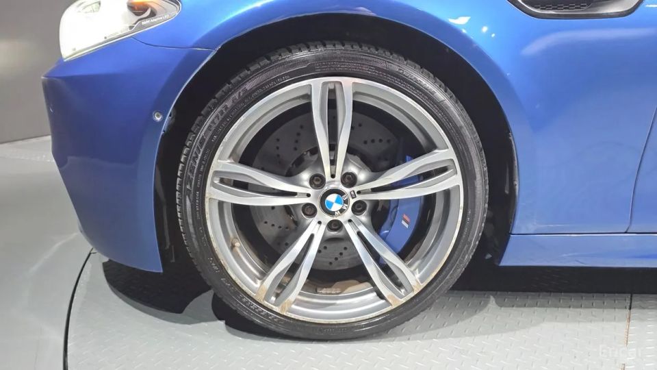 BMW M5