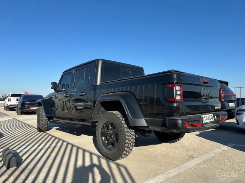 Jeep gladiator