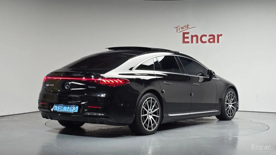 Mercedes-Benz EQS