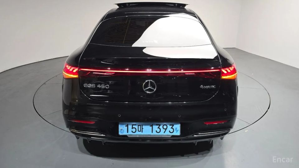 Mercedes-Benz EQS