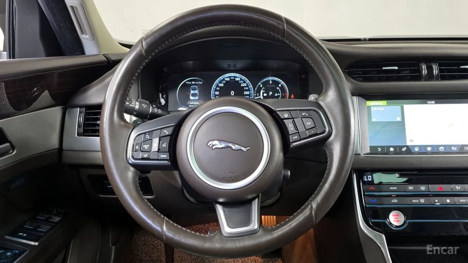 Jaguar xf