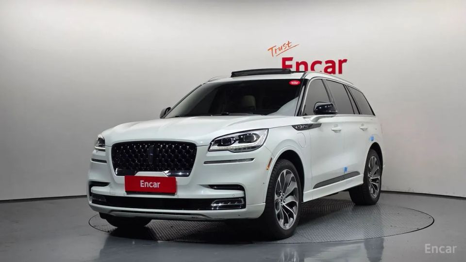 Lincoln Aviator