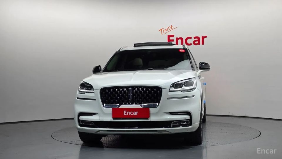 Lincoln Aviator