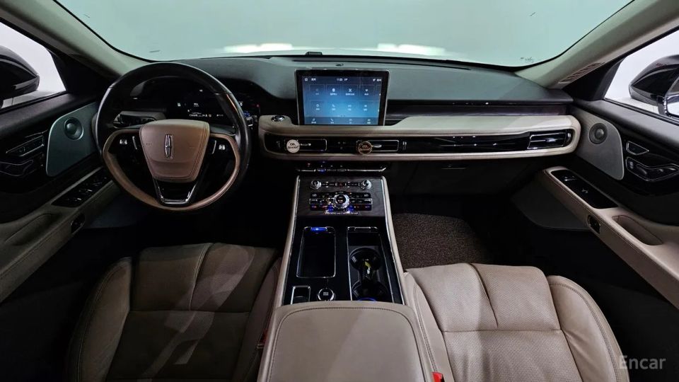 Lincoln Aviator